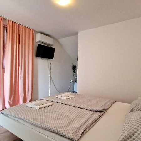 Cozy Room Peny Karlovac Eksteriør bilde